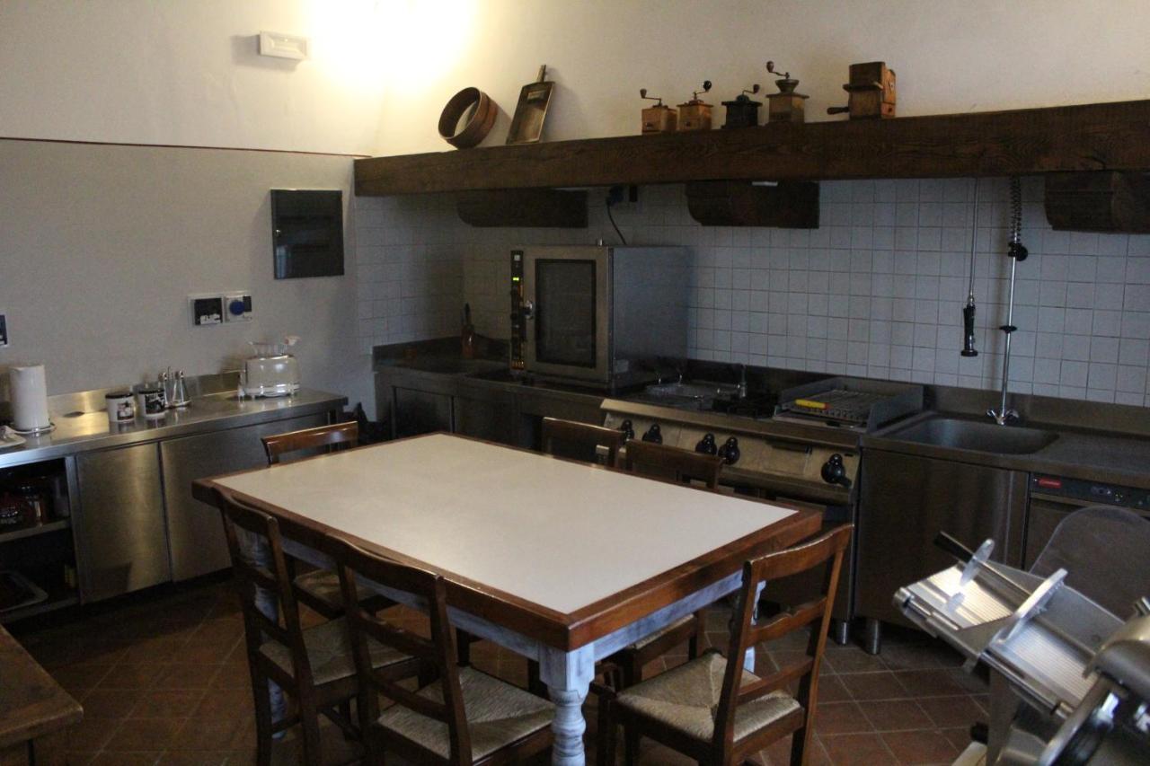 圣巴托洛梅奥住宿加早餐酒店 Montepulciano Stazione 外观 照片